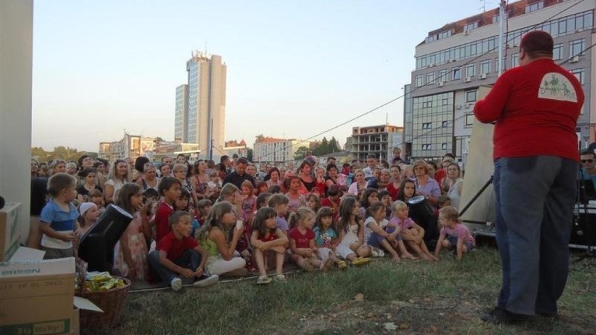 2011 (6)